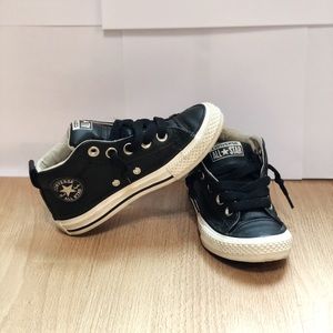 Kids Chuck Taylor All Star Mid Top Leather Sneaker